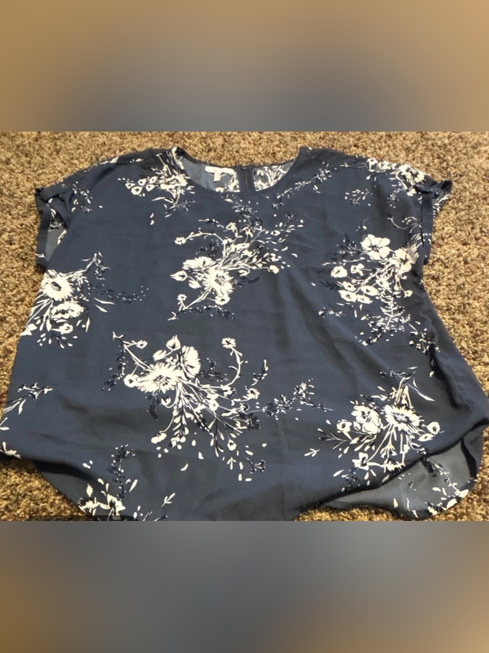 Maurices Navy and White Shirt size XL